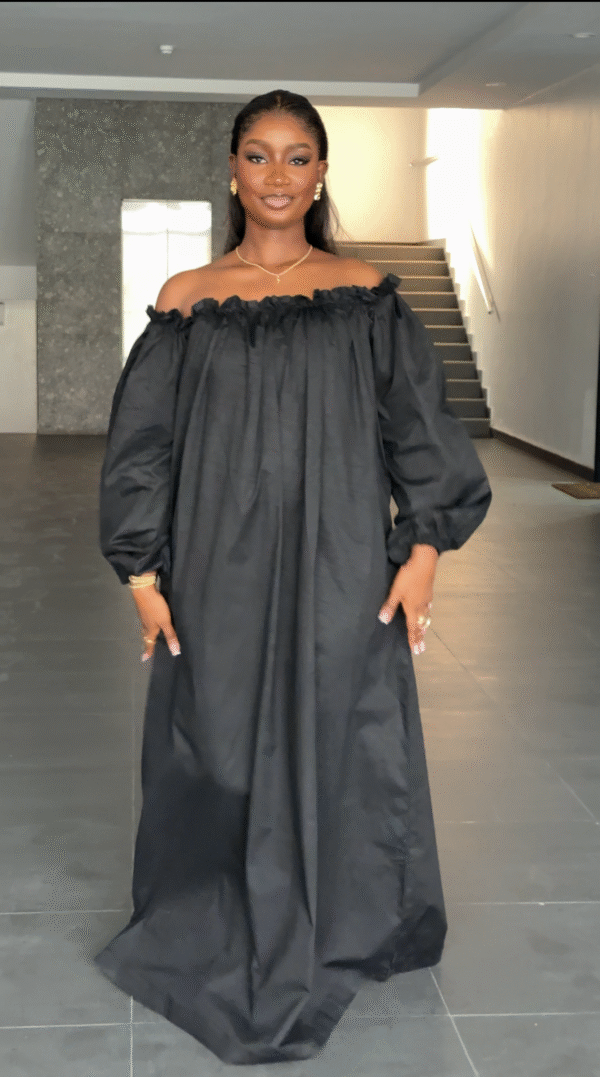 LYNDA DRESS IN BLACK